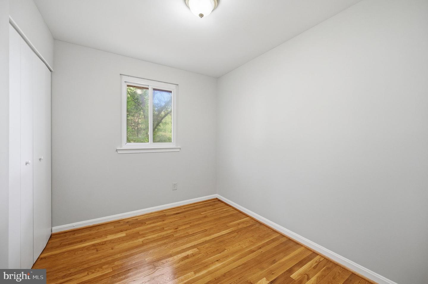 8608 Parliament Dr Property Photo 21