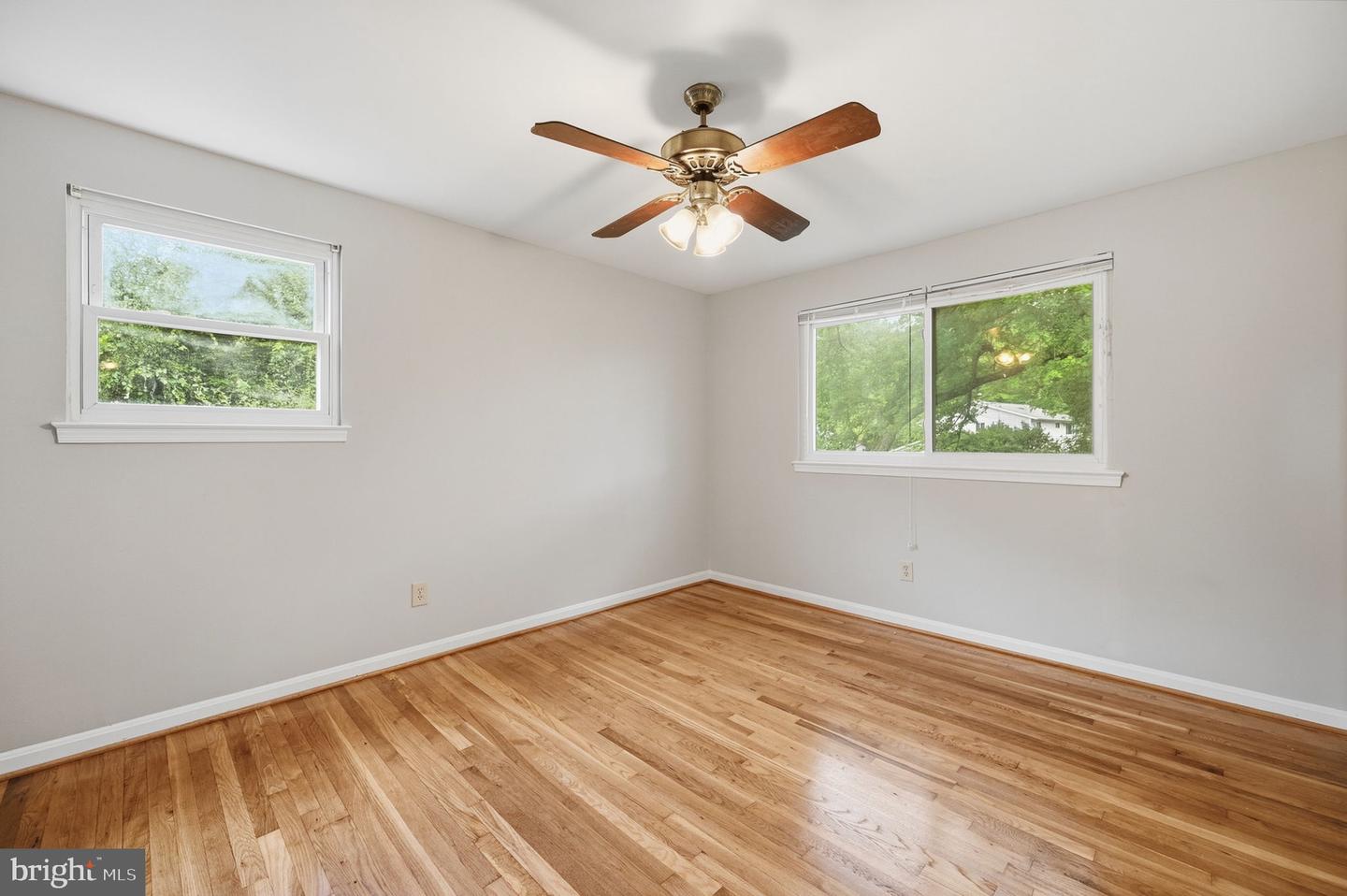 8608 Parliament Dr Property Photo 24