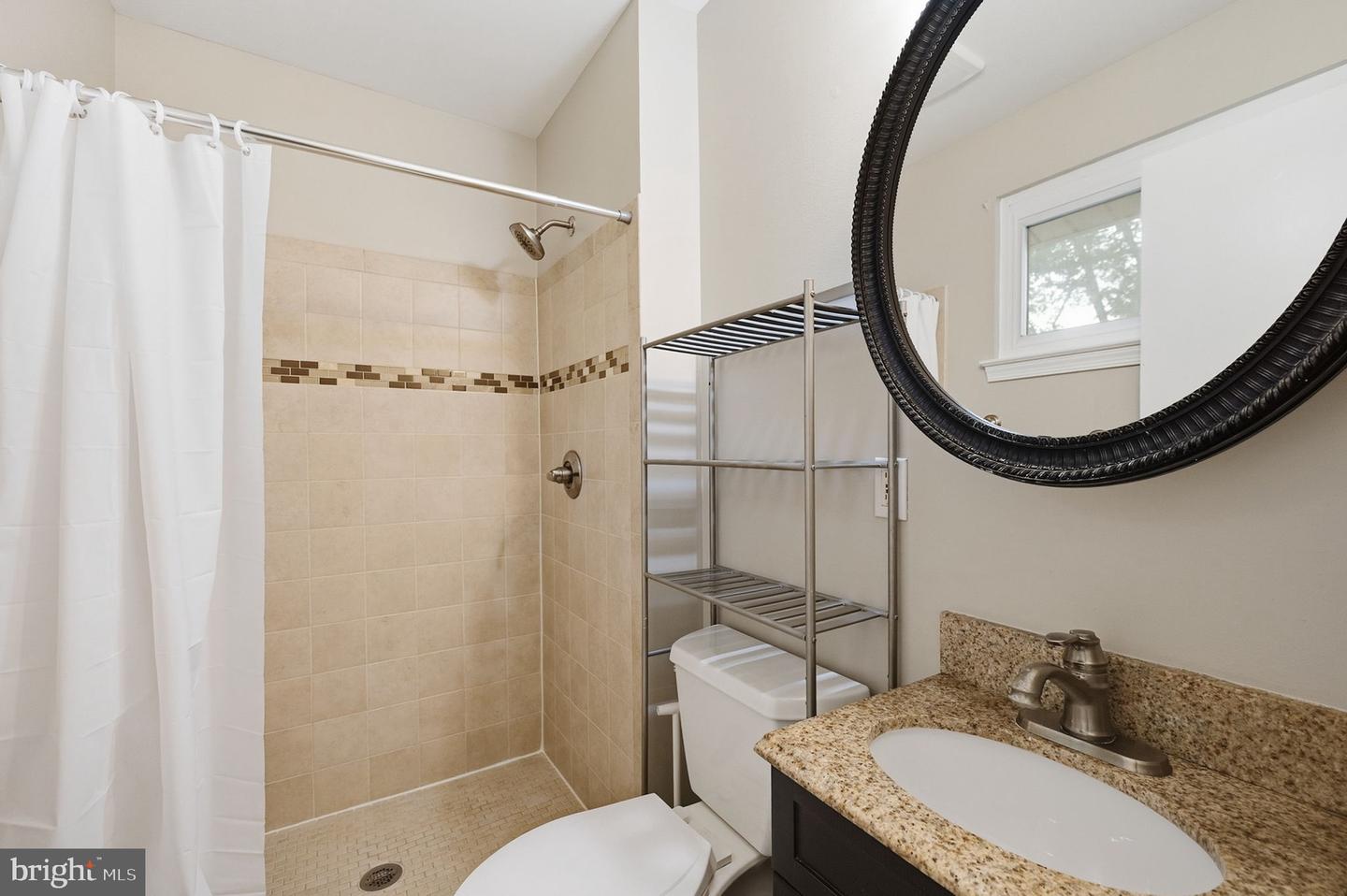 8608 Parliament Dr Property Photo 25