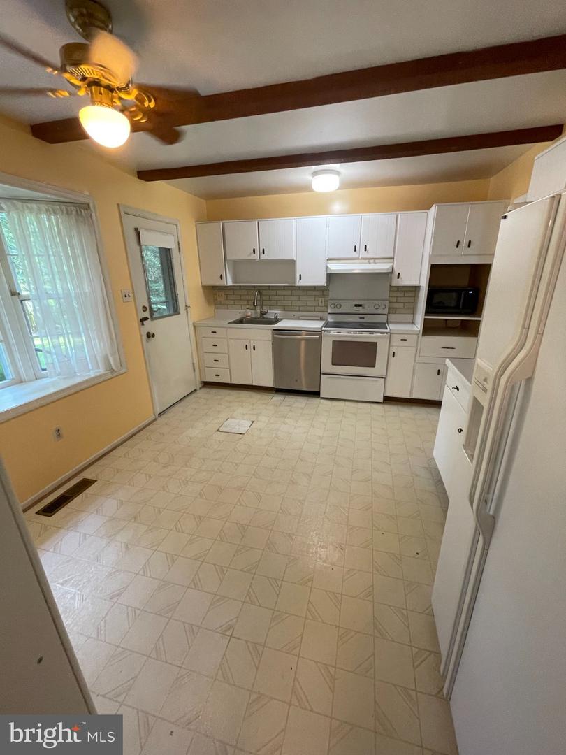 VAFX2341402 Property Photo 6