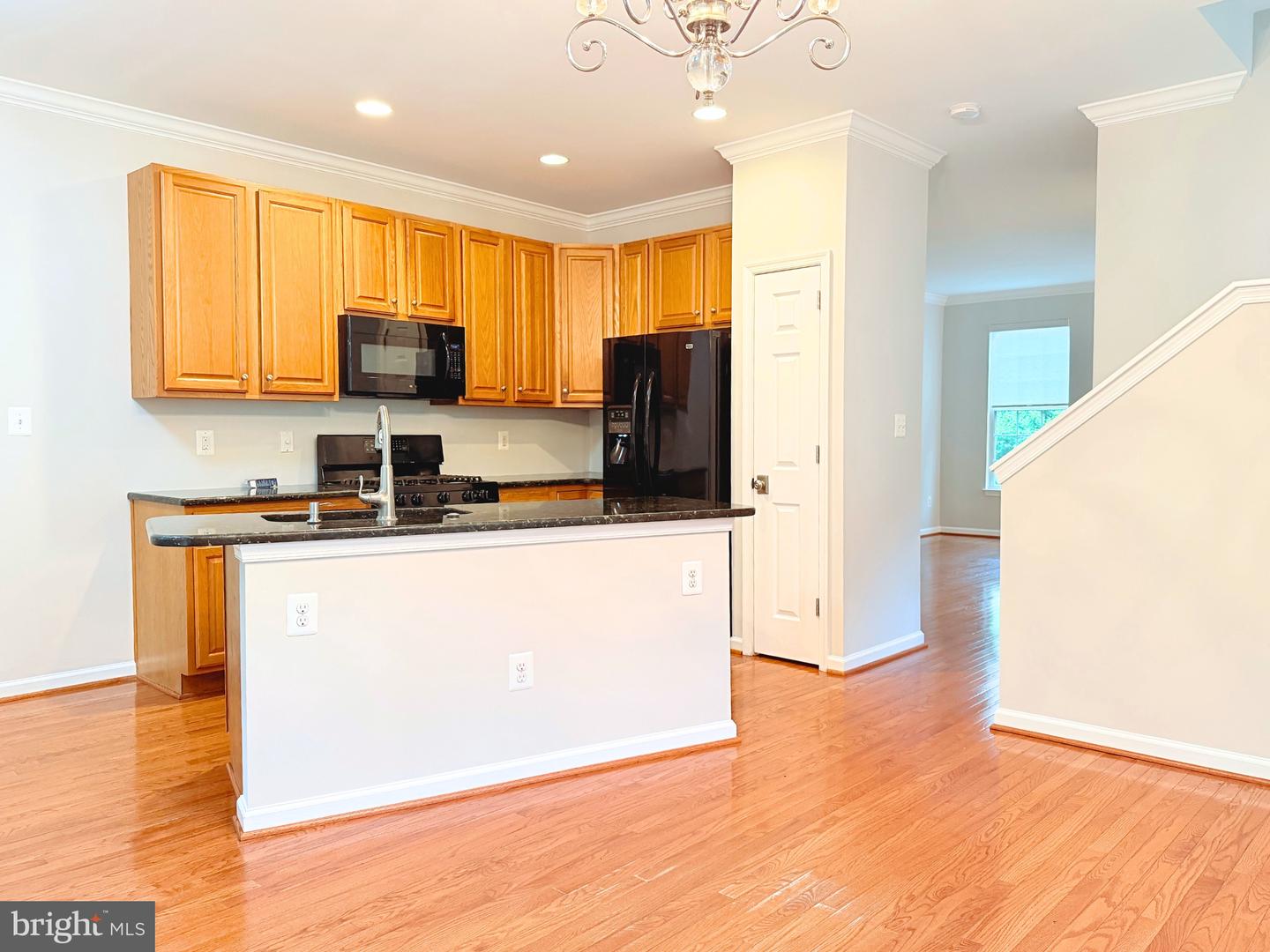 1274 Vintage Pl Property Photo 8
