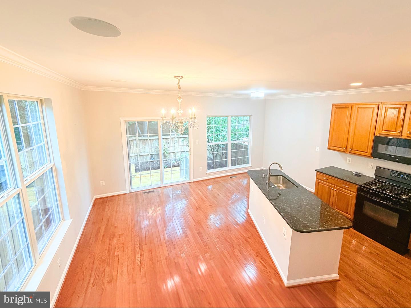 1274 Vintage Pl Property Photo 11