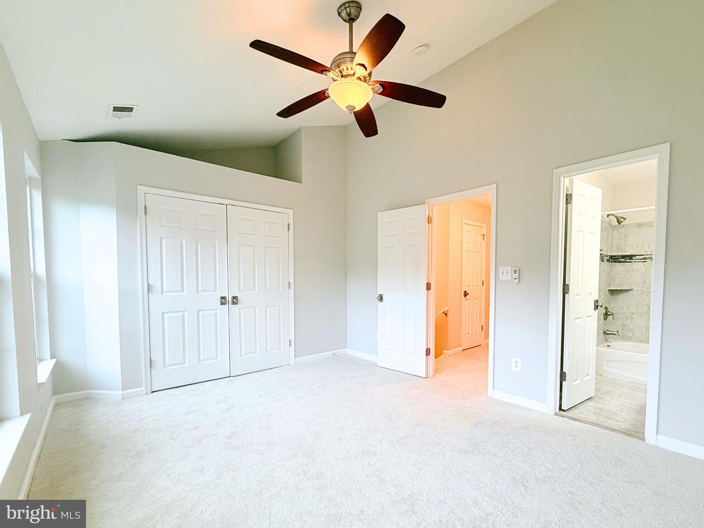 1274 Vintage Pl Property Photo 24