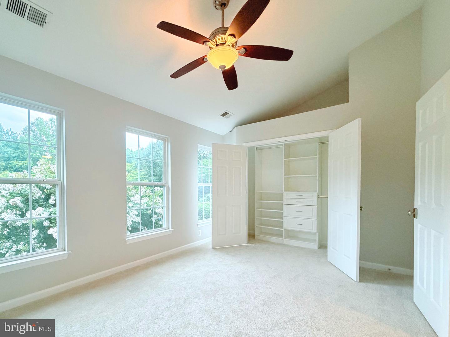 1274 Vintage Pl Property Photo 25