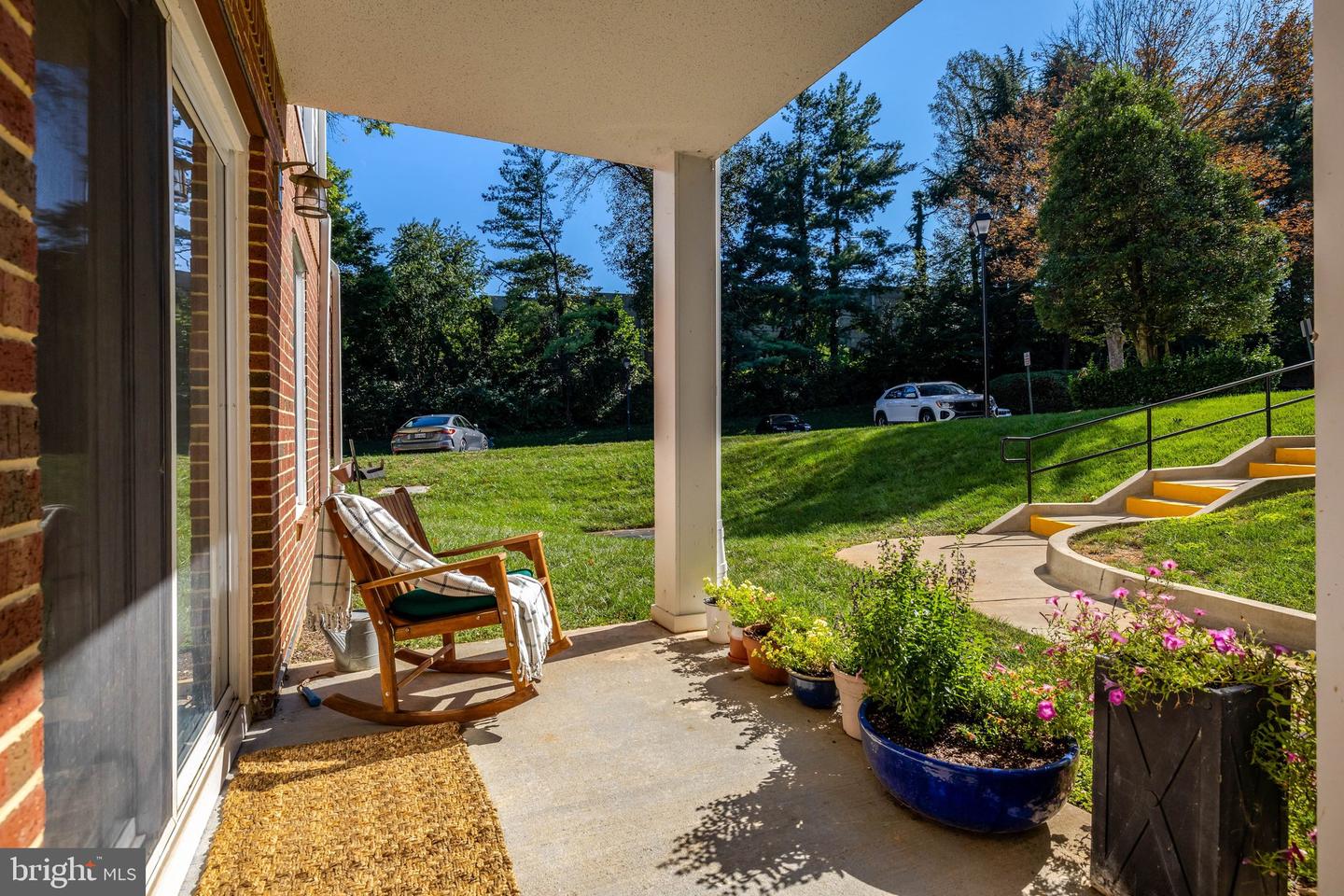 3179 SUMMIT SQUARE DR #A4 Property Photo 1