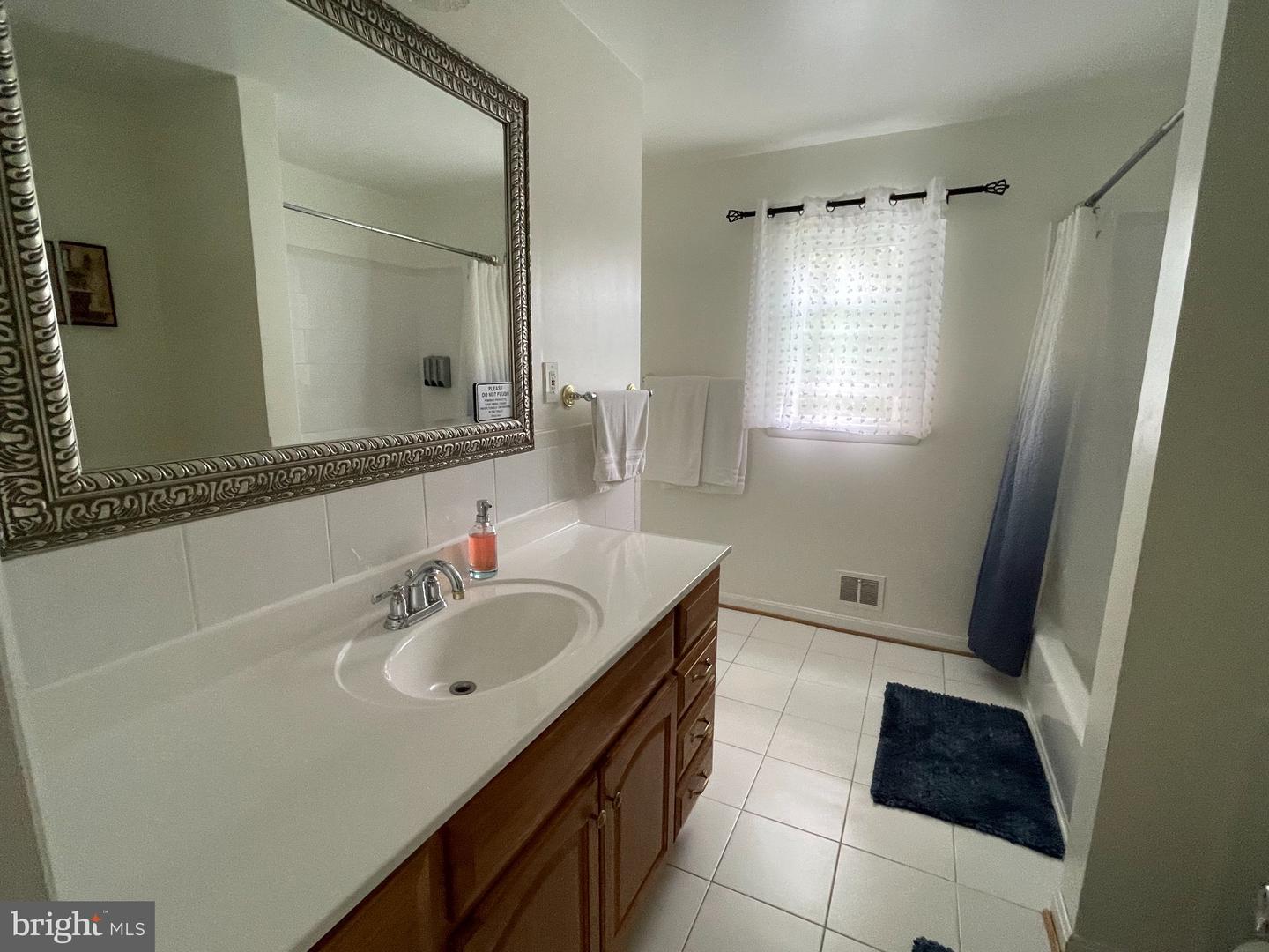6711 Beddoo St Property Photo 5