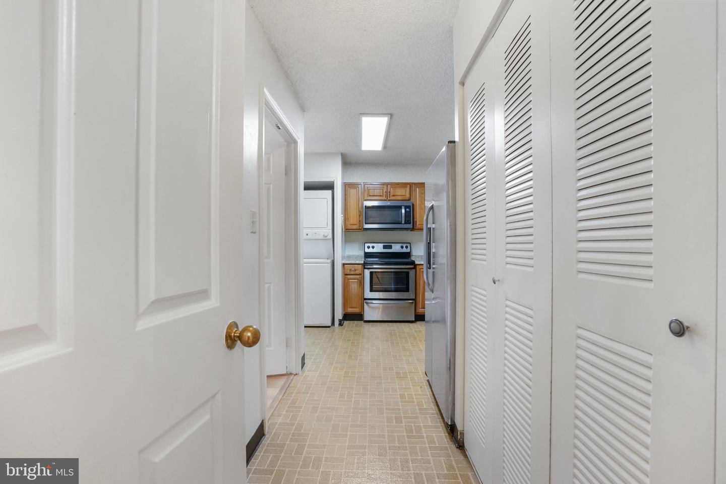 3800 Powell Ln #619 Property Photo 6