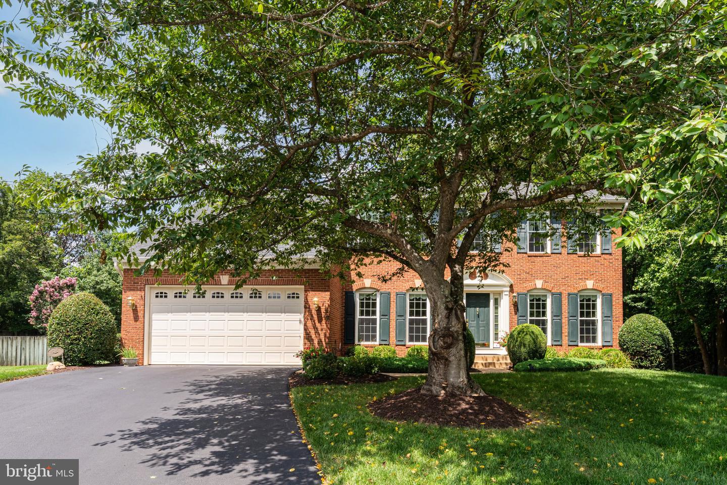 6854 CORDER LN Property Photo 1