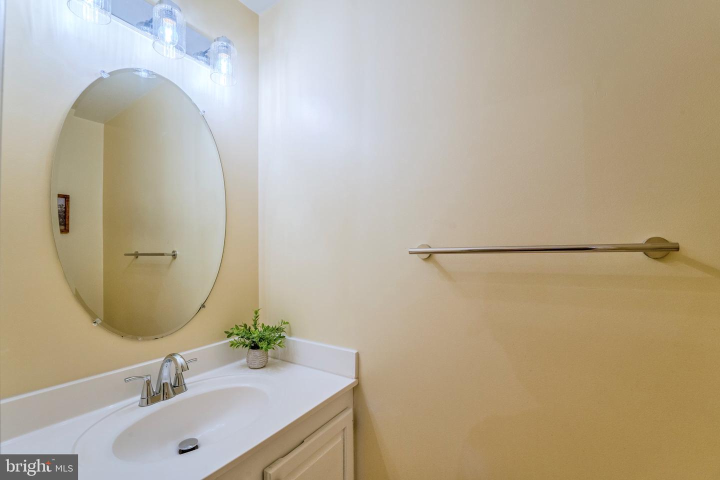 1213 Weatherstone Ct Property Photo 13