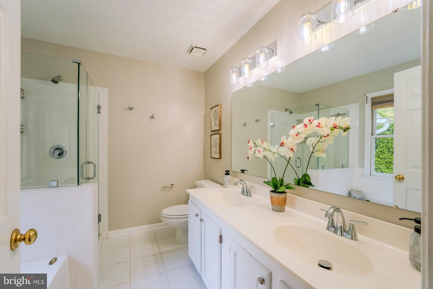 1213 Weatherstone Ct Property Photo 20