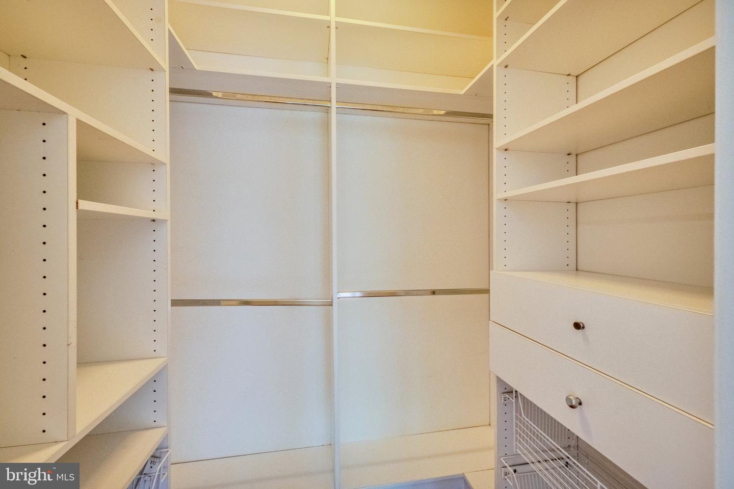 1213 Weatherstone Ct Property Photo 26