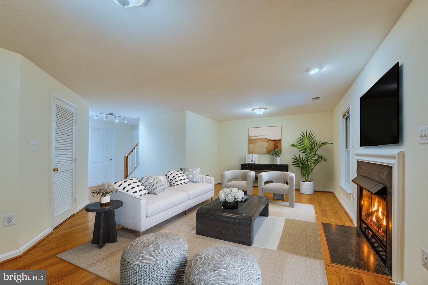 1213 Weatherstone Ct Property Photo 29