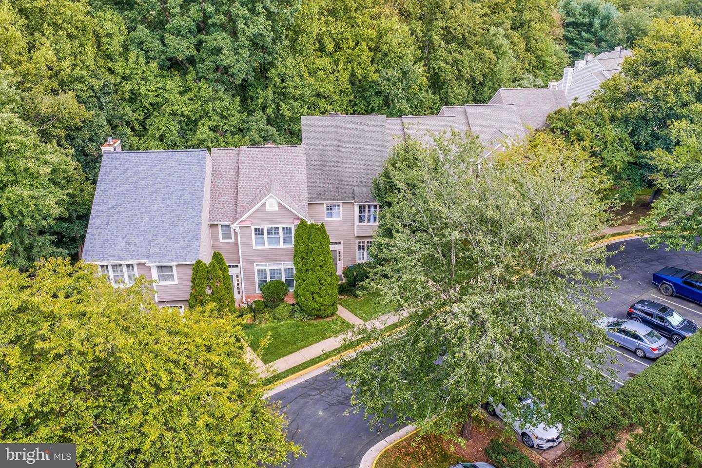 1213 Weatherstone Ct Property Photo 45