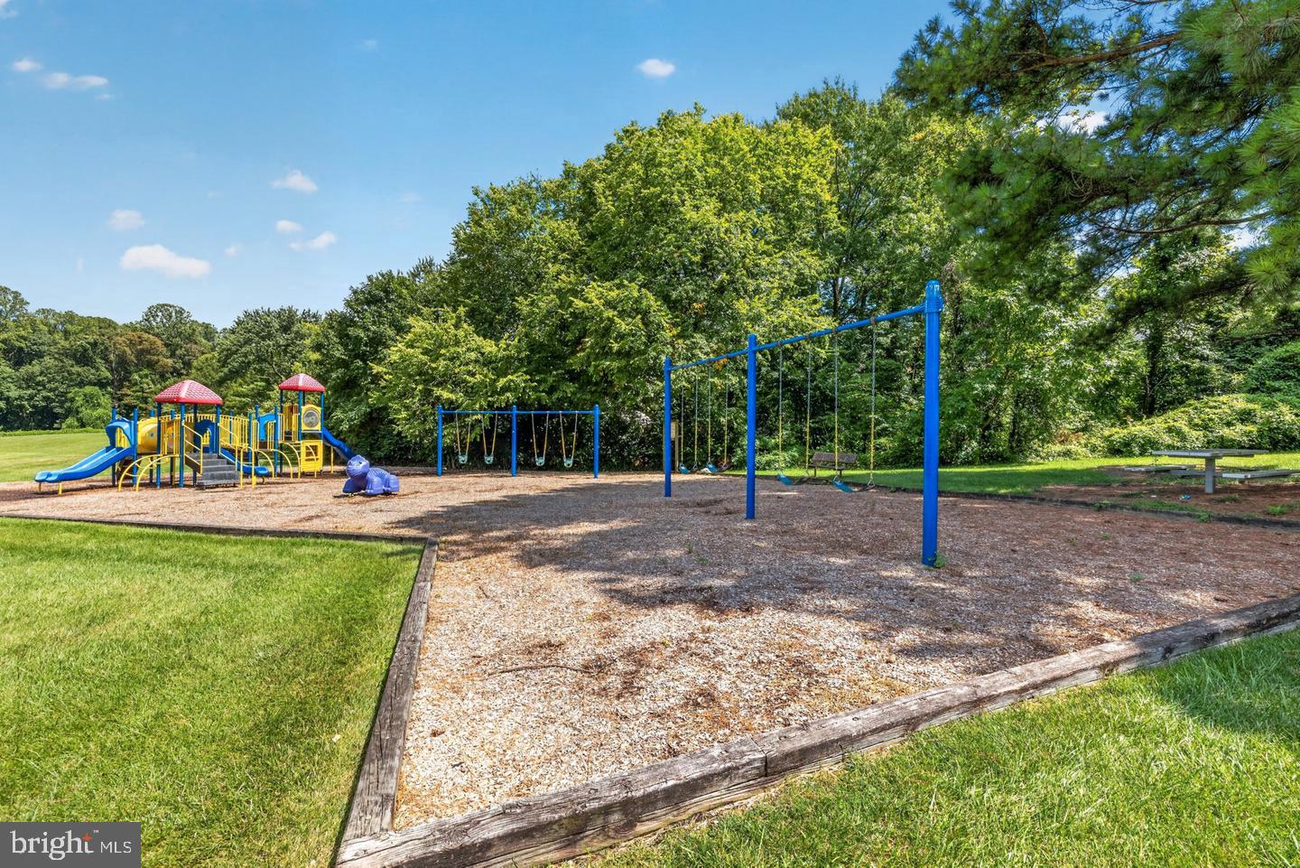 8509 Barrington Ct #j Property Photo 30