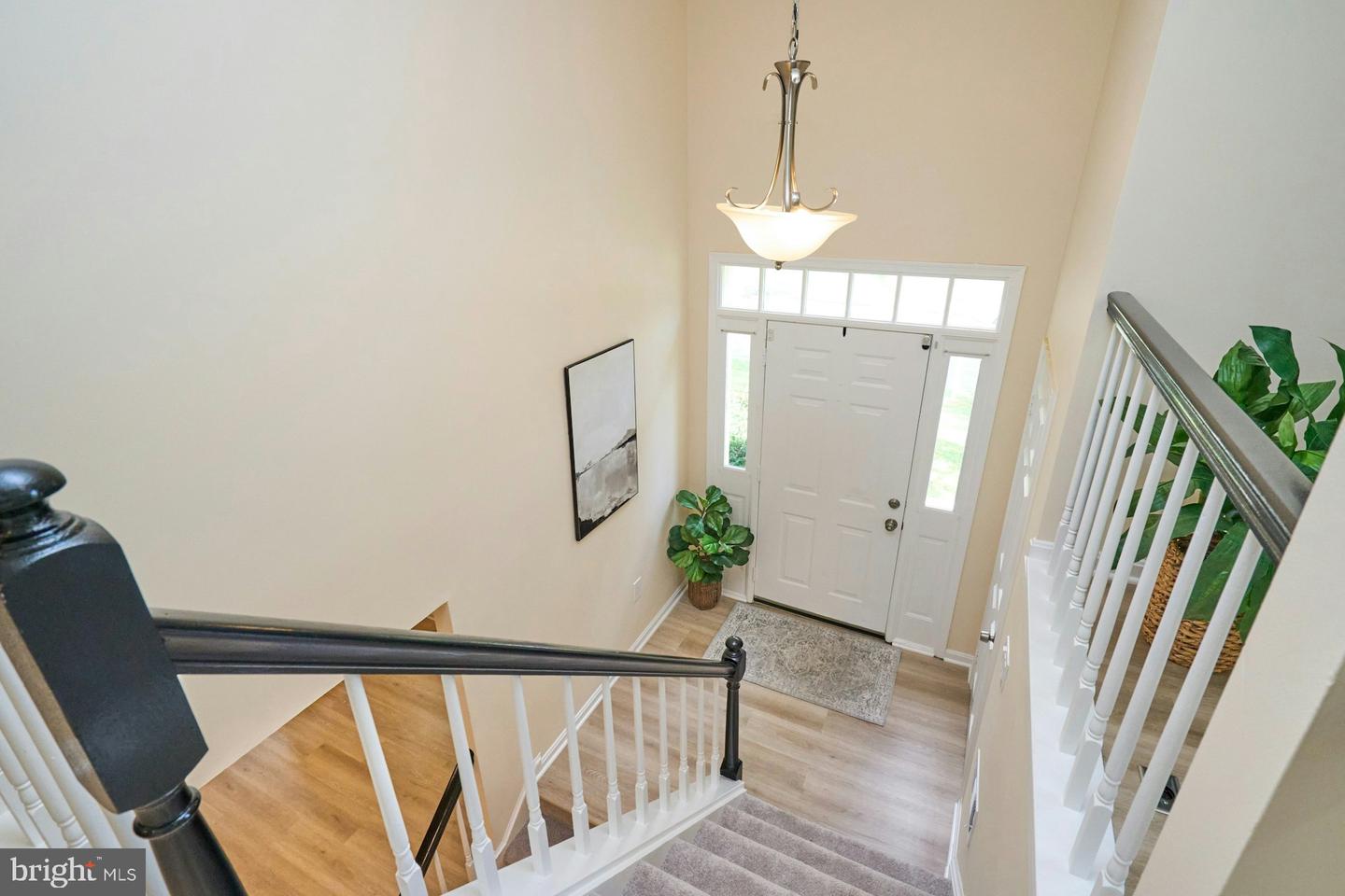 9718 Loch Linden Ct Property Photo 8