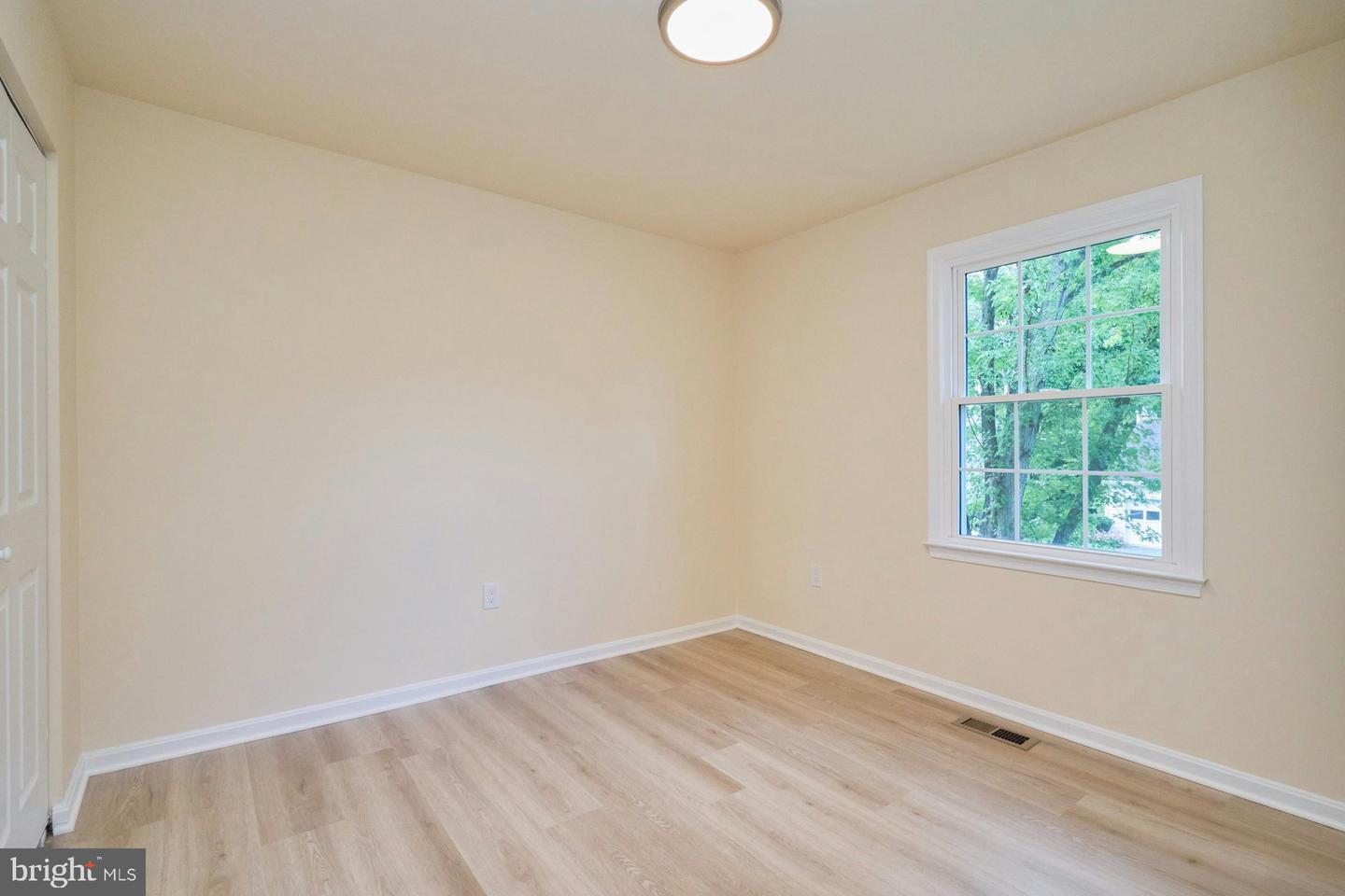 9718 Loch Linden Ct Property Photo 30