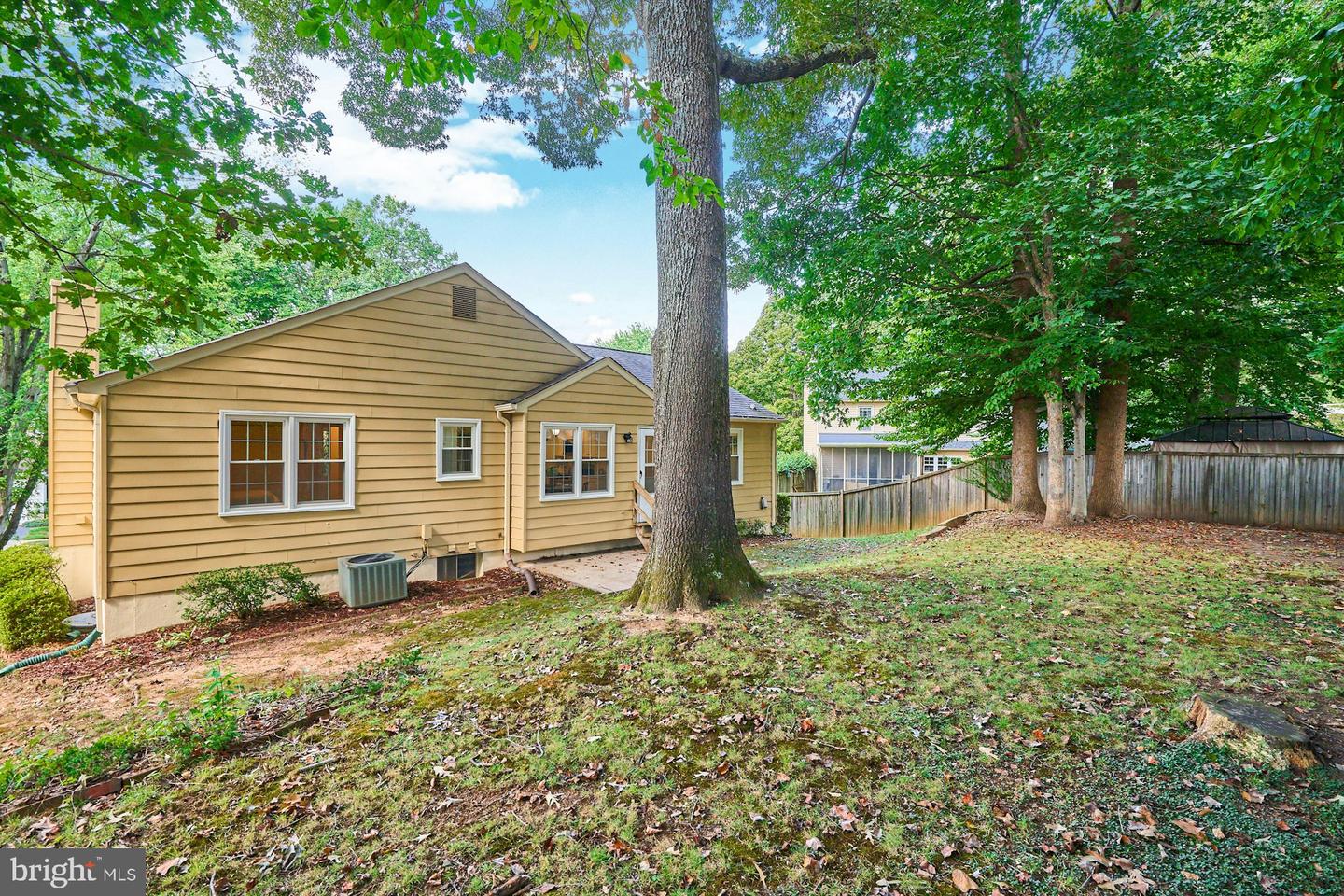 9718 Loch Linden Ct Property Photo 45