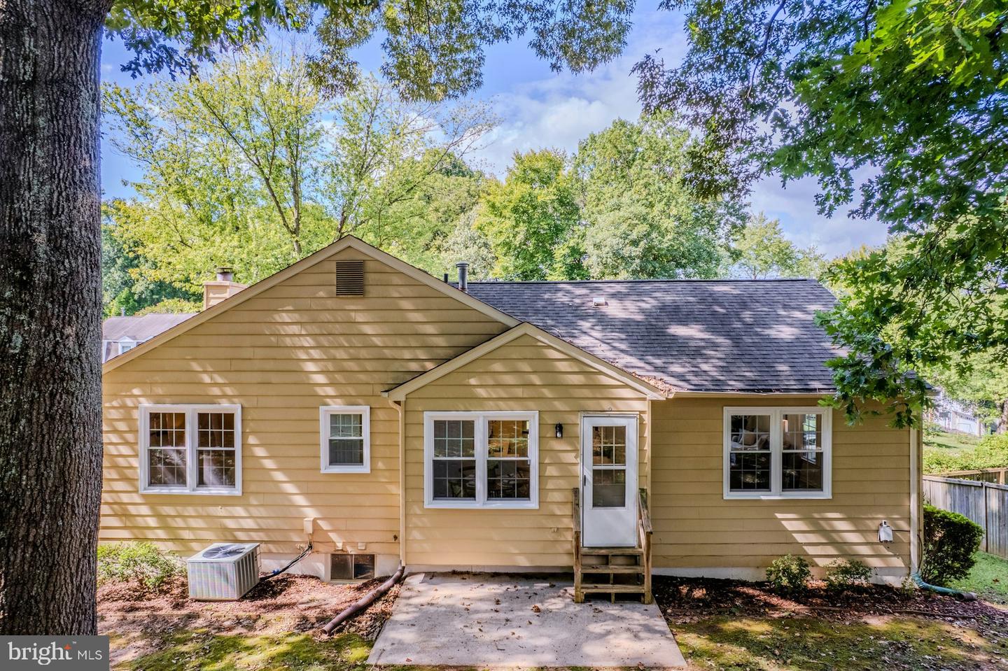 9718 Loch Linden Ct Property Photo 46