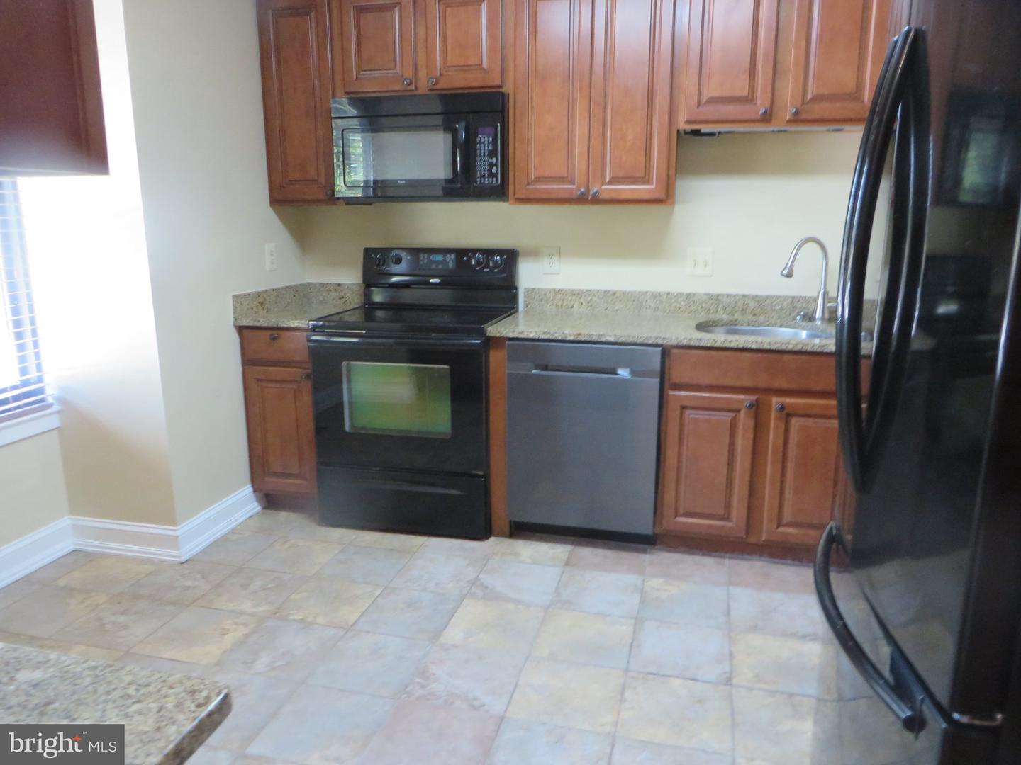 6896 Deer Run Dr Property Photo 2