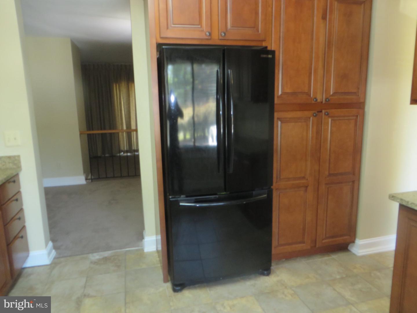 6896 Deer Run Dr Property Photo 4