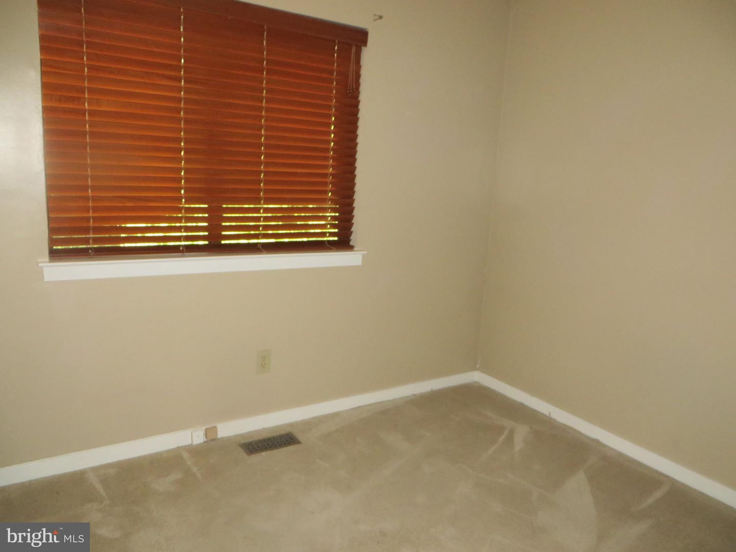 6896 Deer Run Dr Property Photo 25