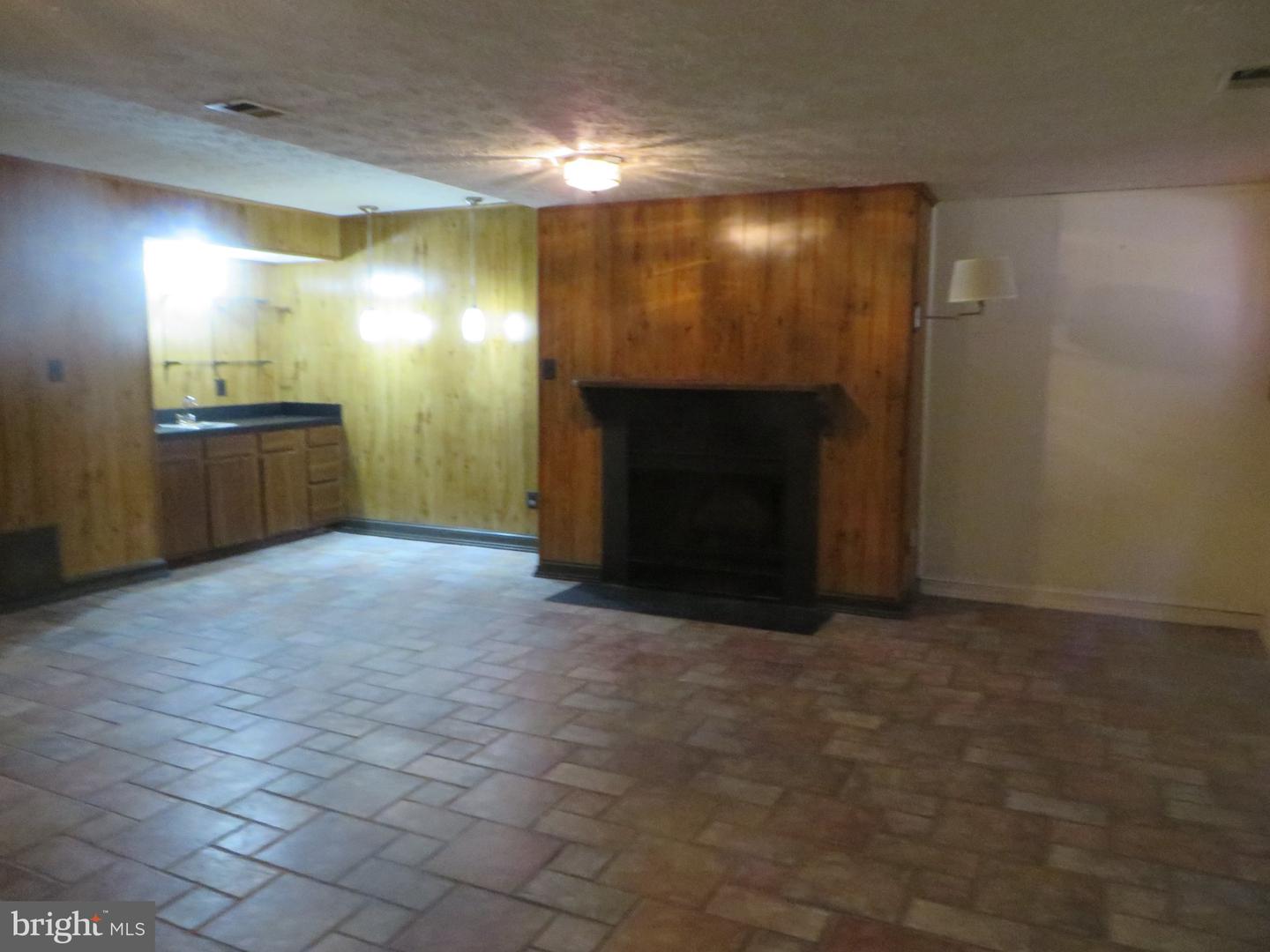 6896 Deer Run Dr Property Photo 26