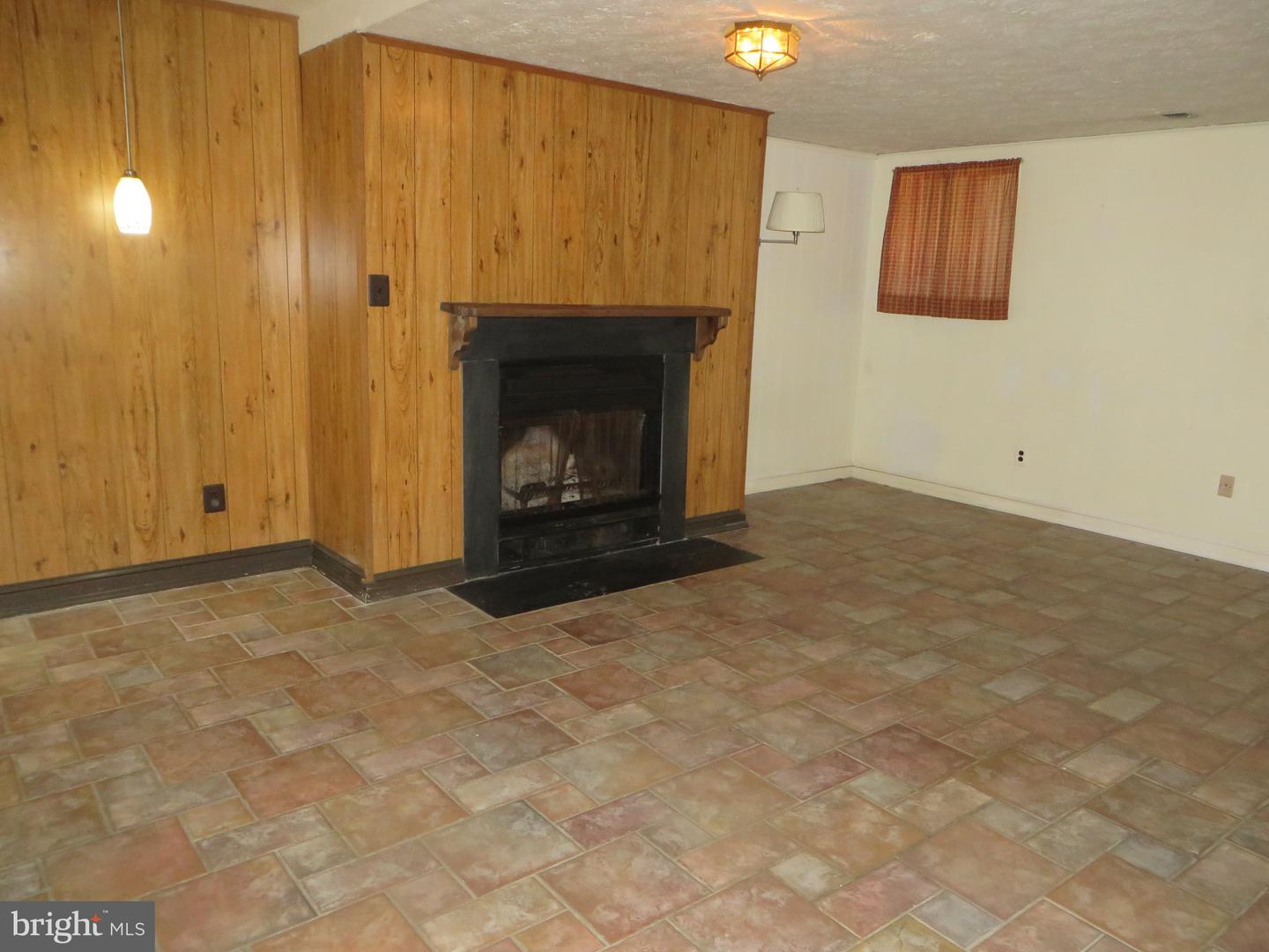 6896 Deer Run Dr Property Photo 30