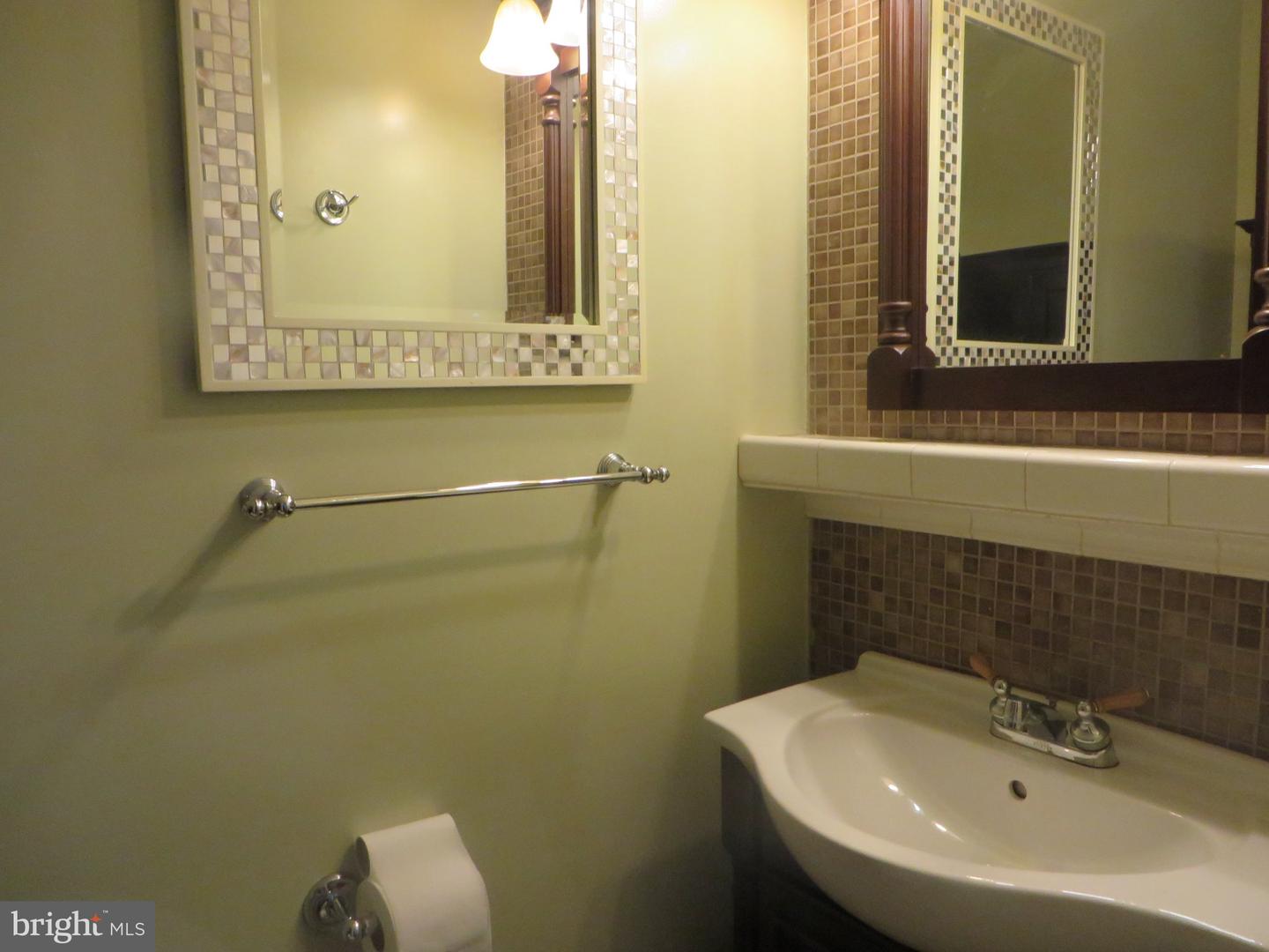 6896 Deer Run Dr Property Photo 34