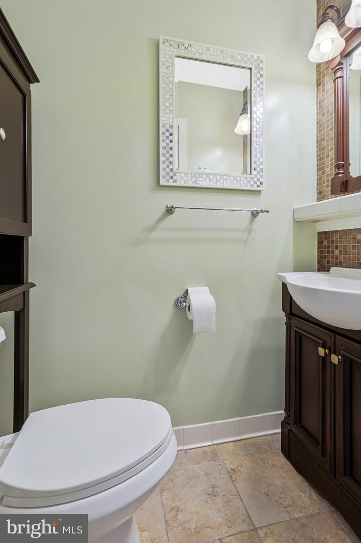 6896 Deer Run Dr Property Photo 52