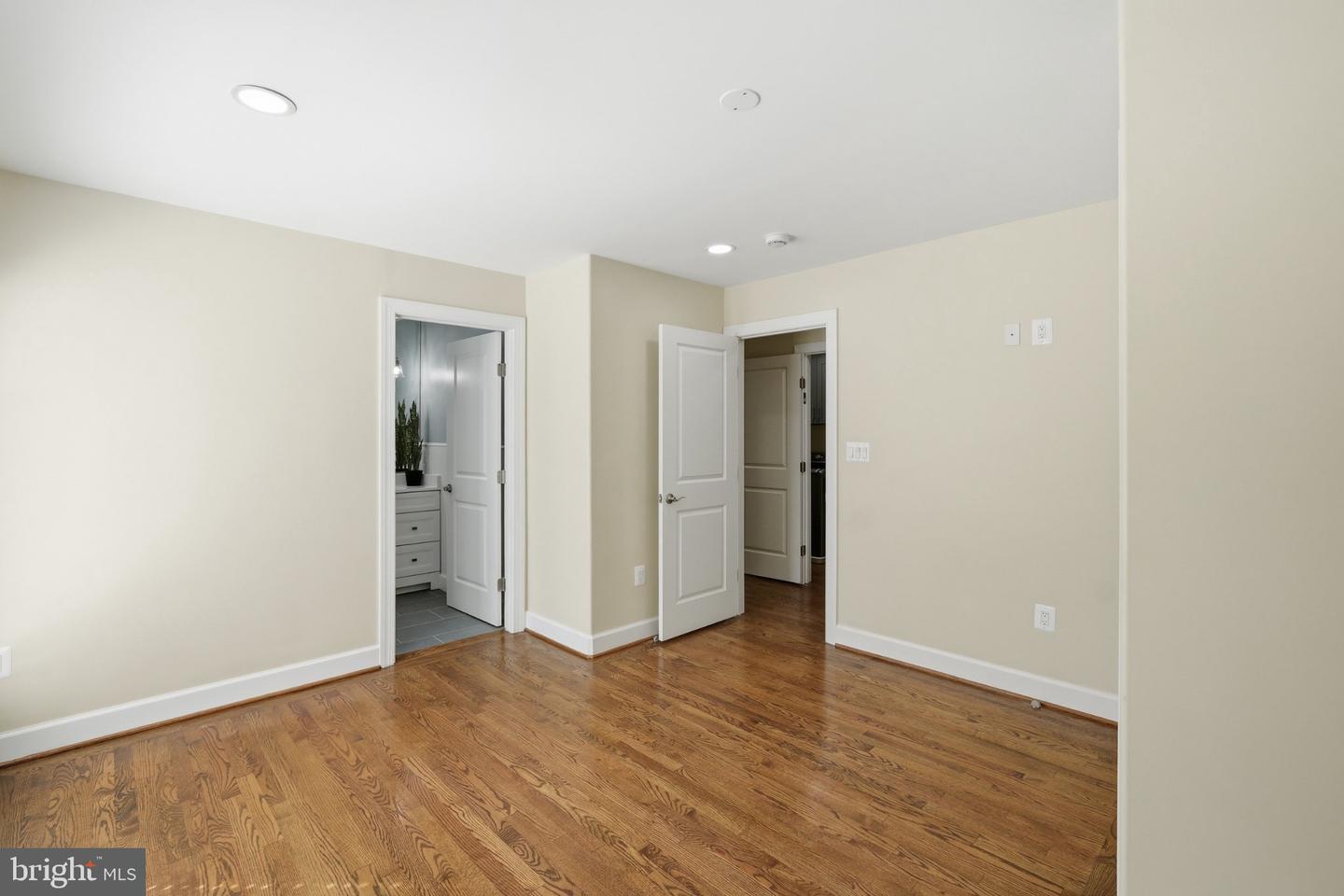 6340 Old Dominion Dr Property Photo 31