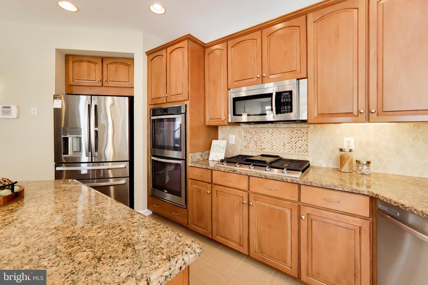 7785 Grace Church Ln Property Photo 14