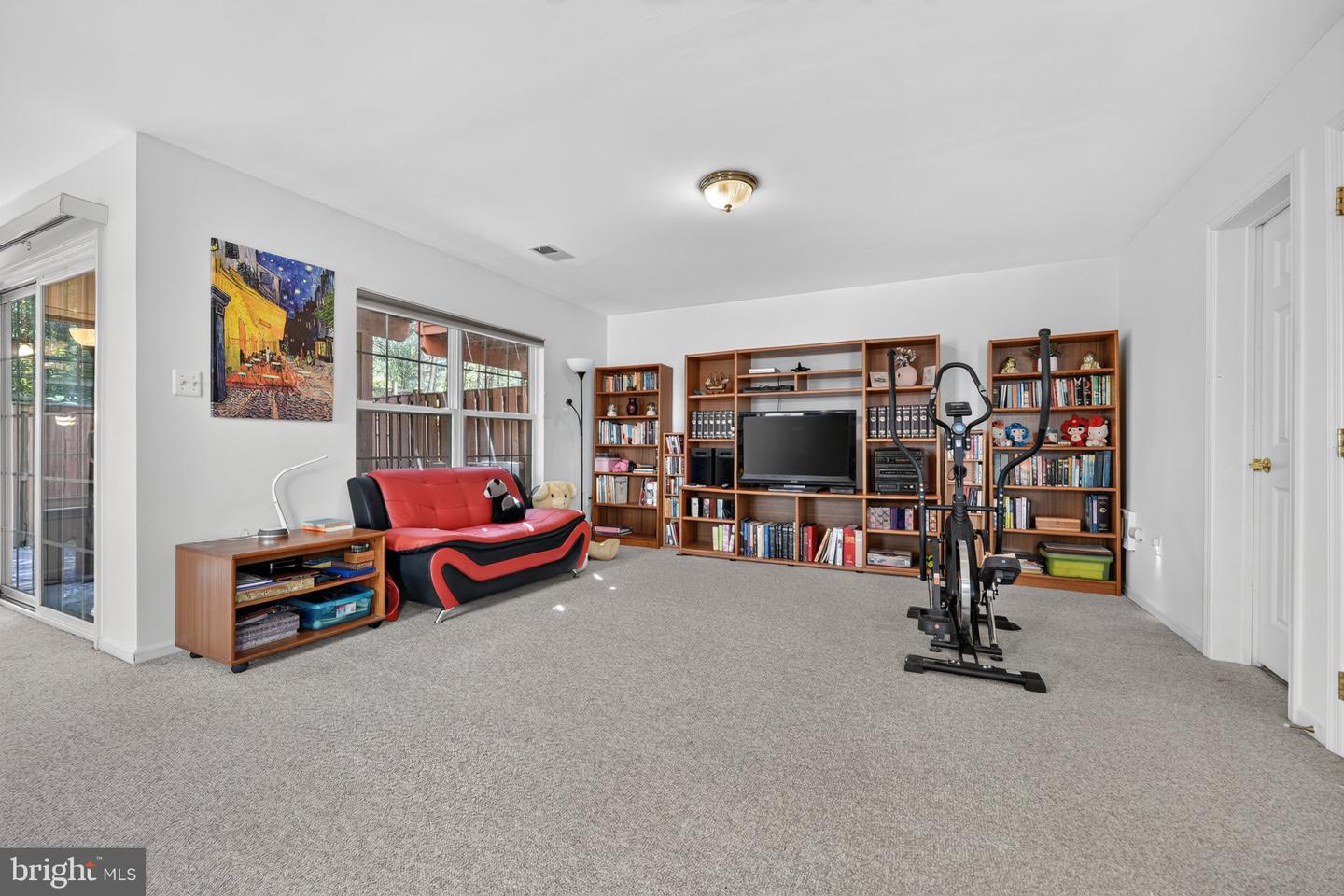7322 Hampton Manor Pl Property Photo 24