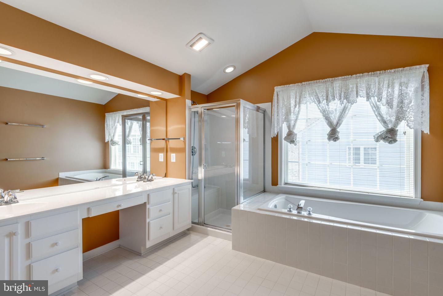 12844 Williams Meadow Ct Property Photo 25