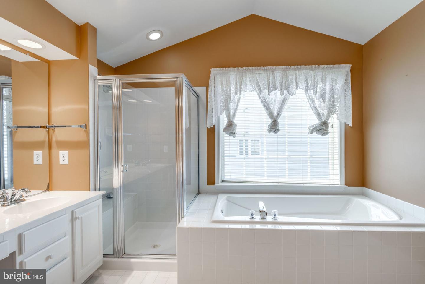 12844 Williams Meadow Ct Property Photo 27