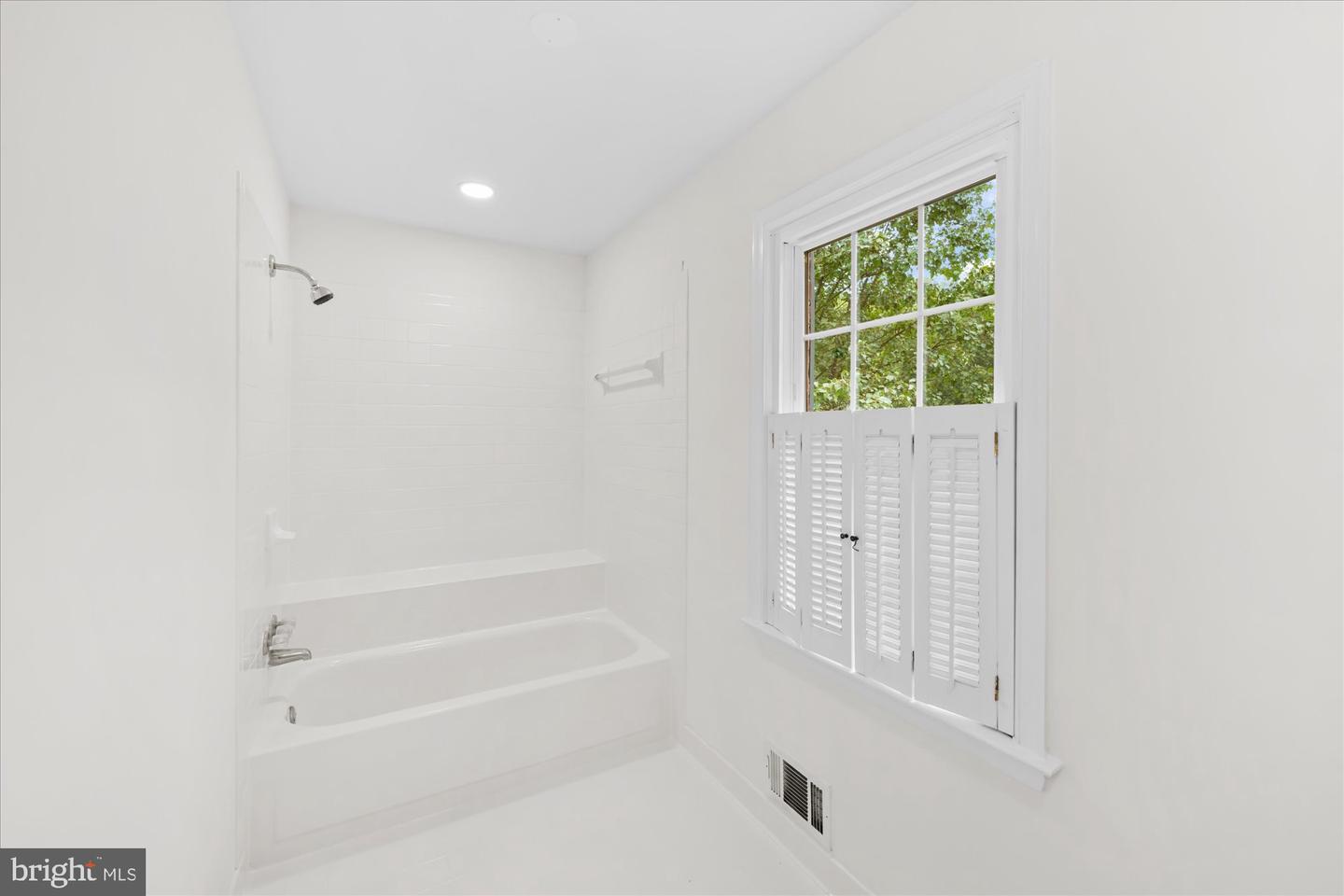 8617 Etta Dr Property Photo 28