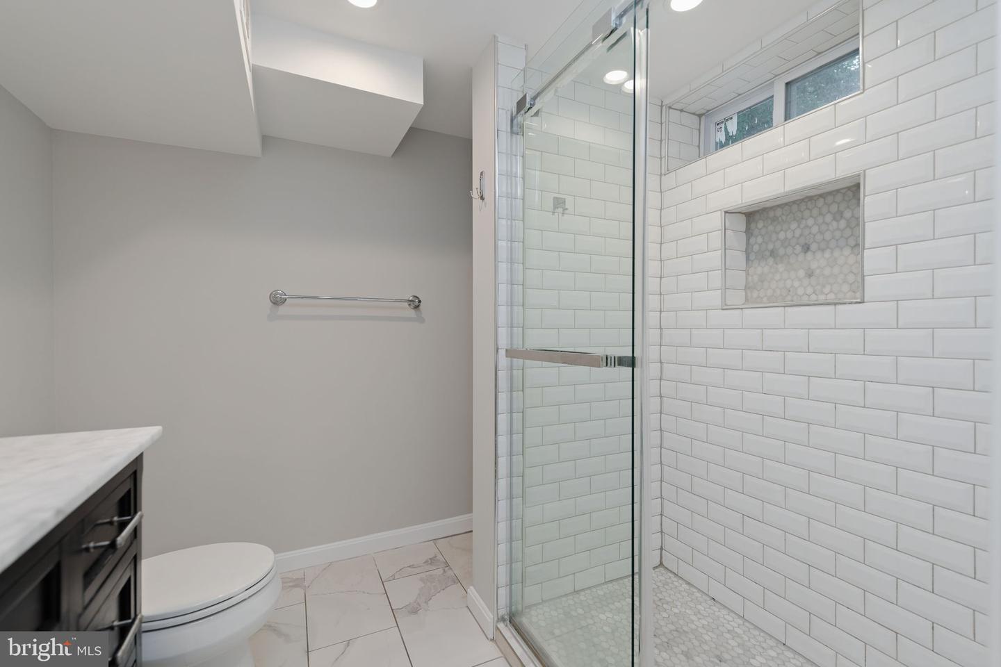5933 Williamsburg Rd Property Photo 24