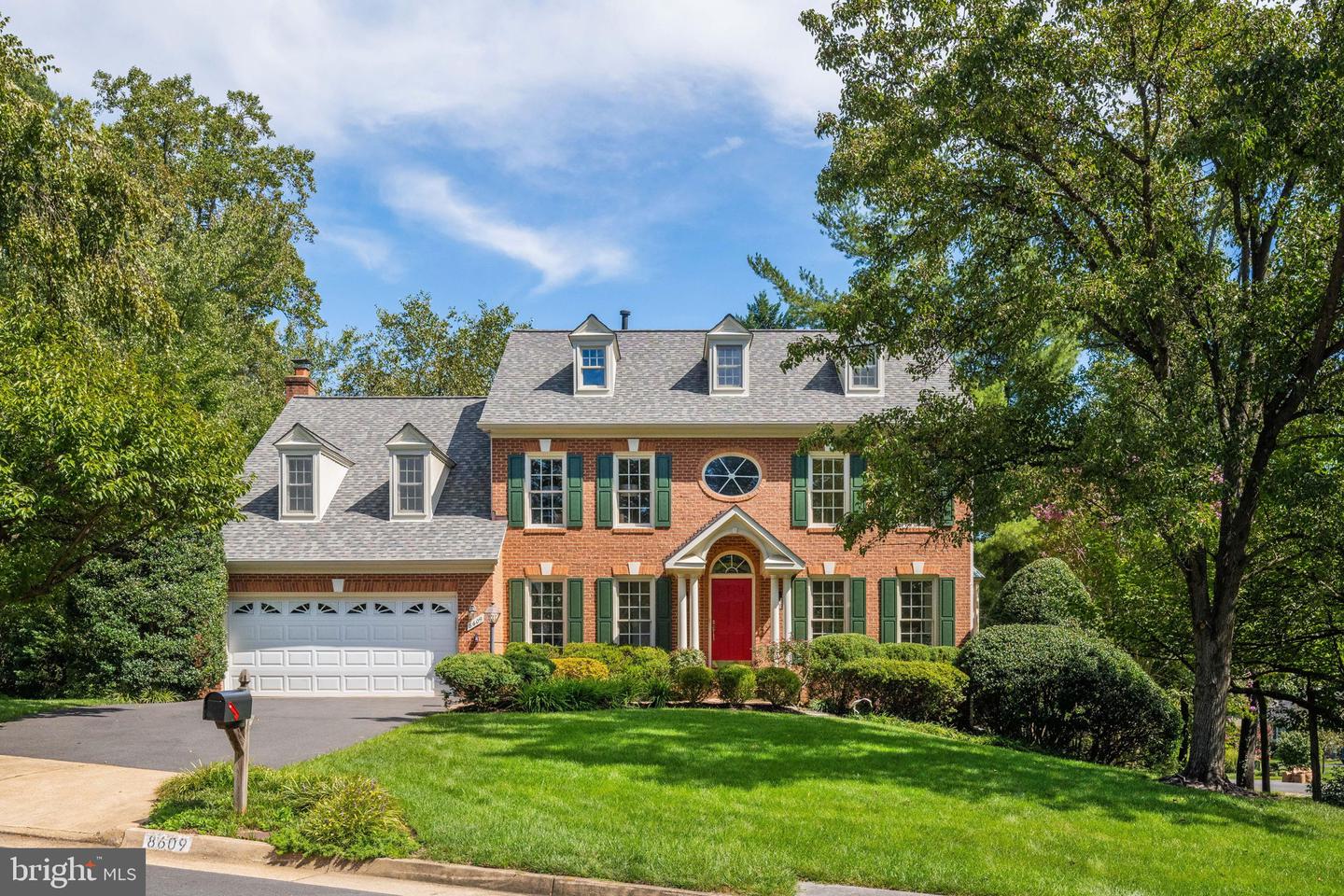 8609 Woodland Heights Ct Property Photo 1