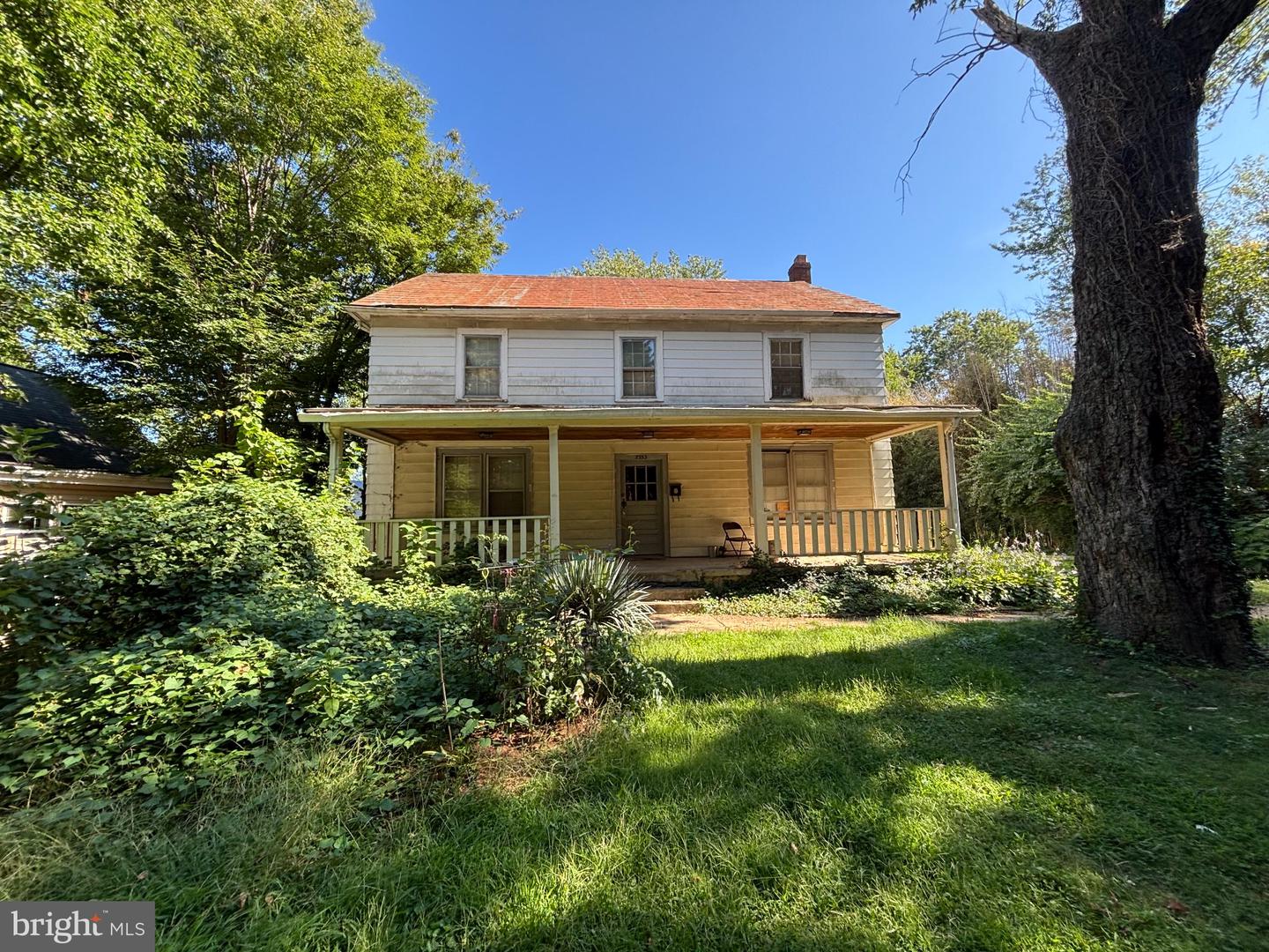 7353 MAGARITY RD Property Photo 1