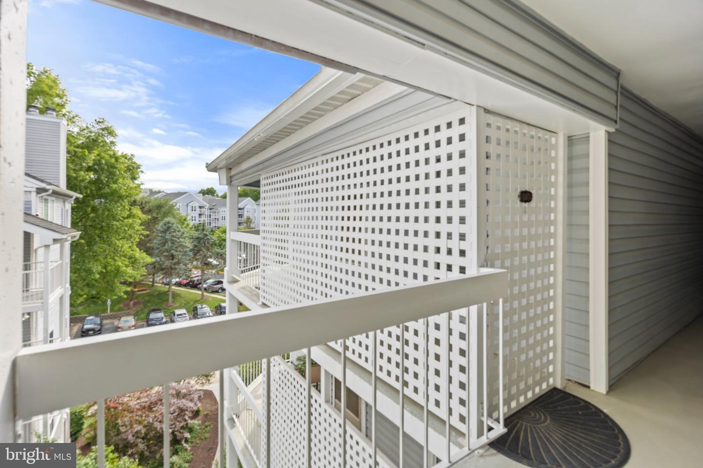 3175 Summit Square Dr #5-e12 Property Photo 23