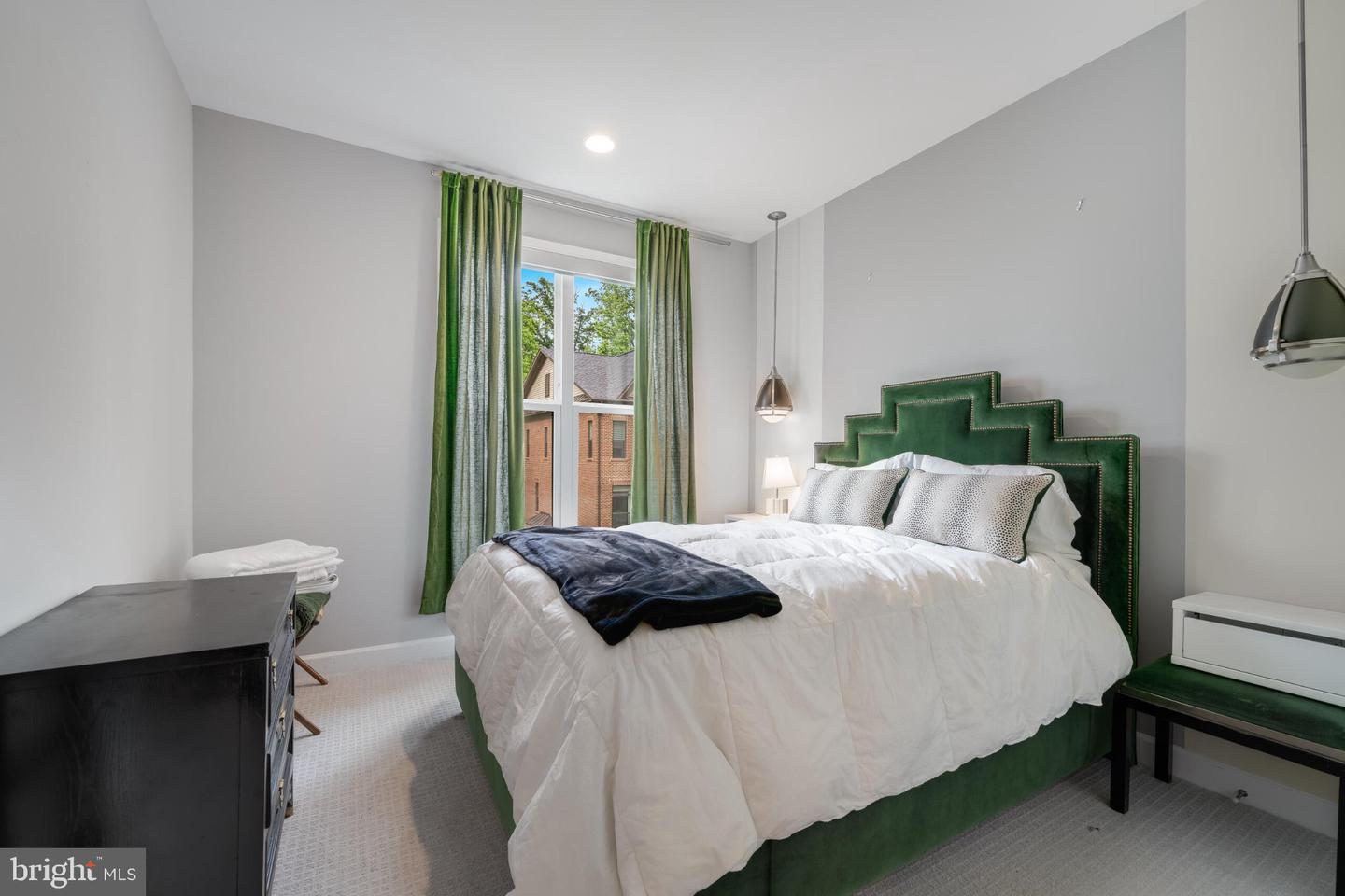 4489 Lateleaf Trl Property Photo 12