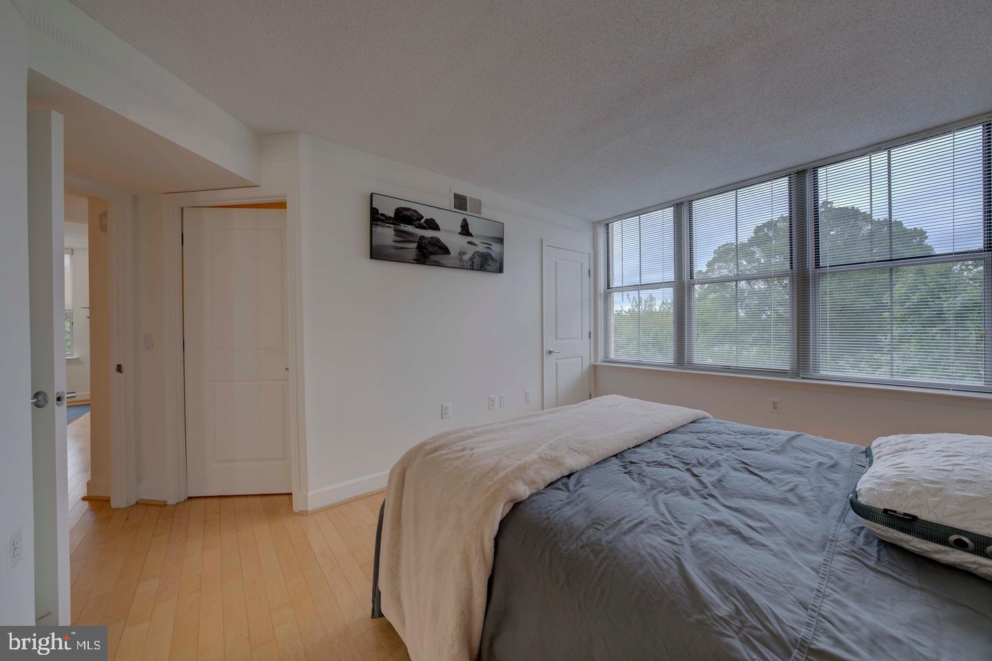 11800 Sunset Hills Rd #222 Property Photo 24