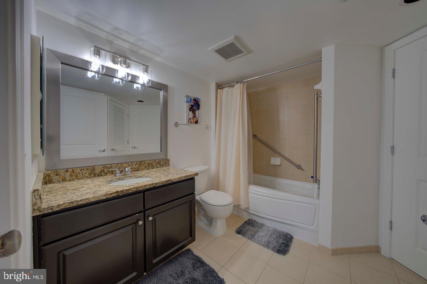 11800 Sunset Hills Rd #222 Property Photo 28