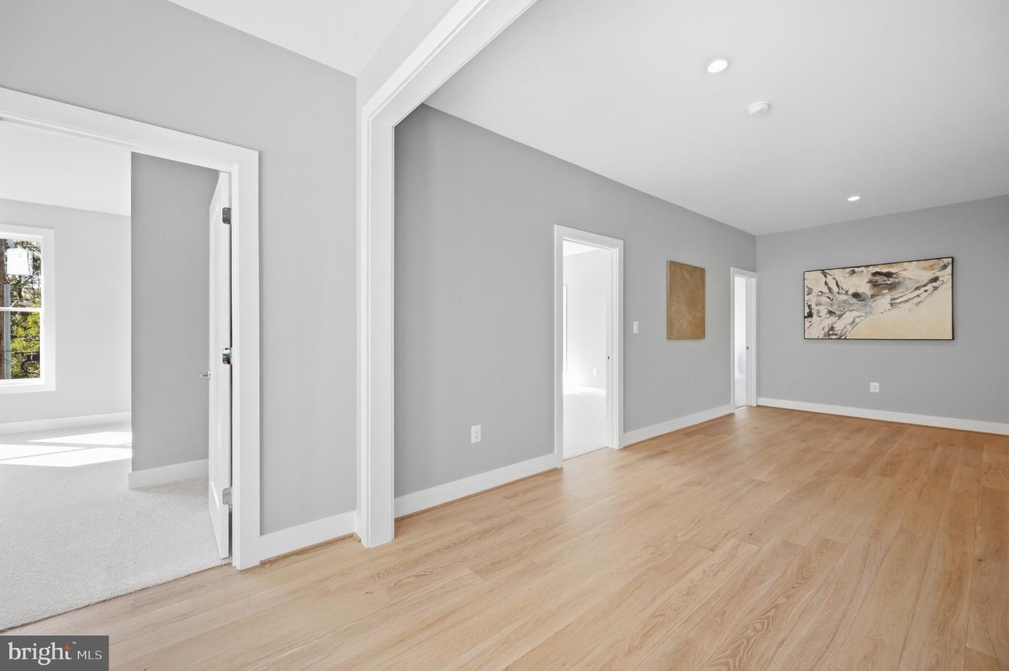 536 Walker St Sw Property Photo 67