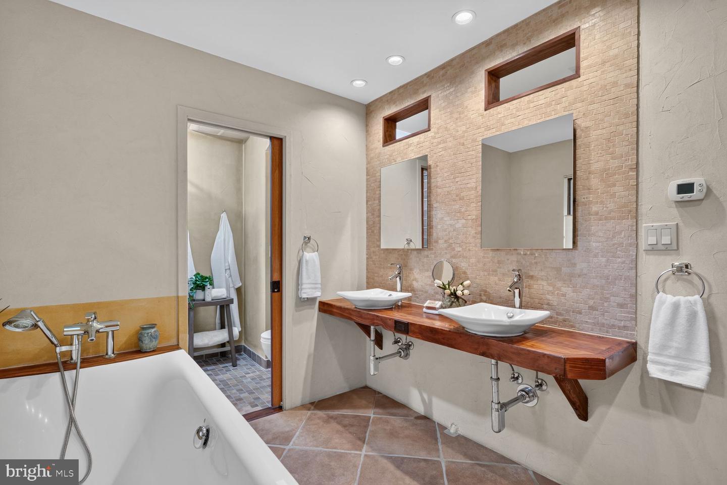 3439 Malbrook Dr Property Photo 43