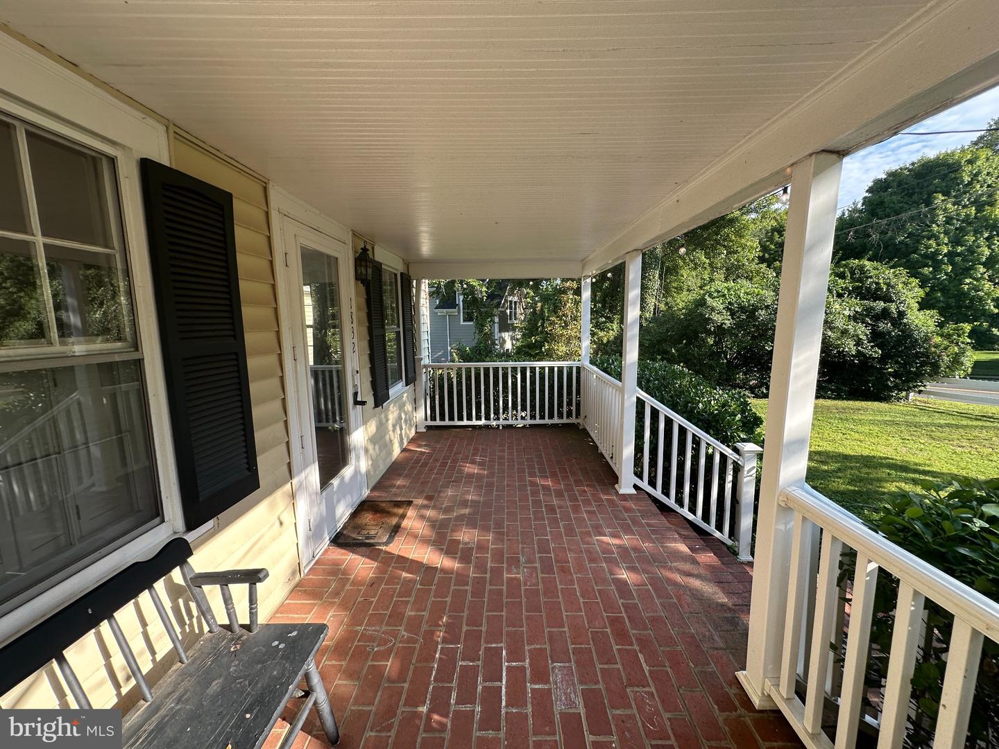 1832 Birch Rd Property Photo 2