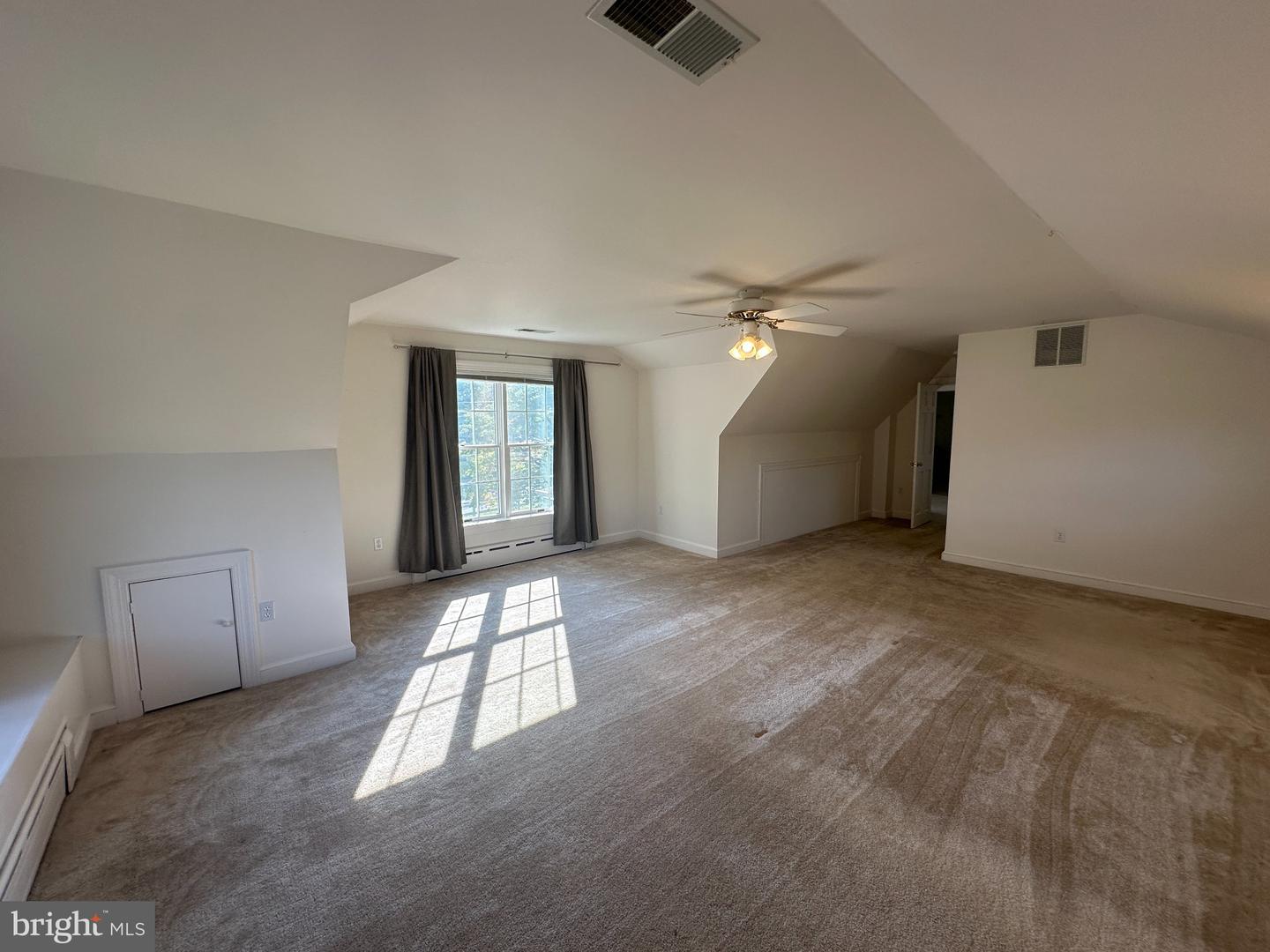 1832 Birch Rd Property Photo 13