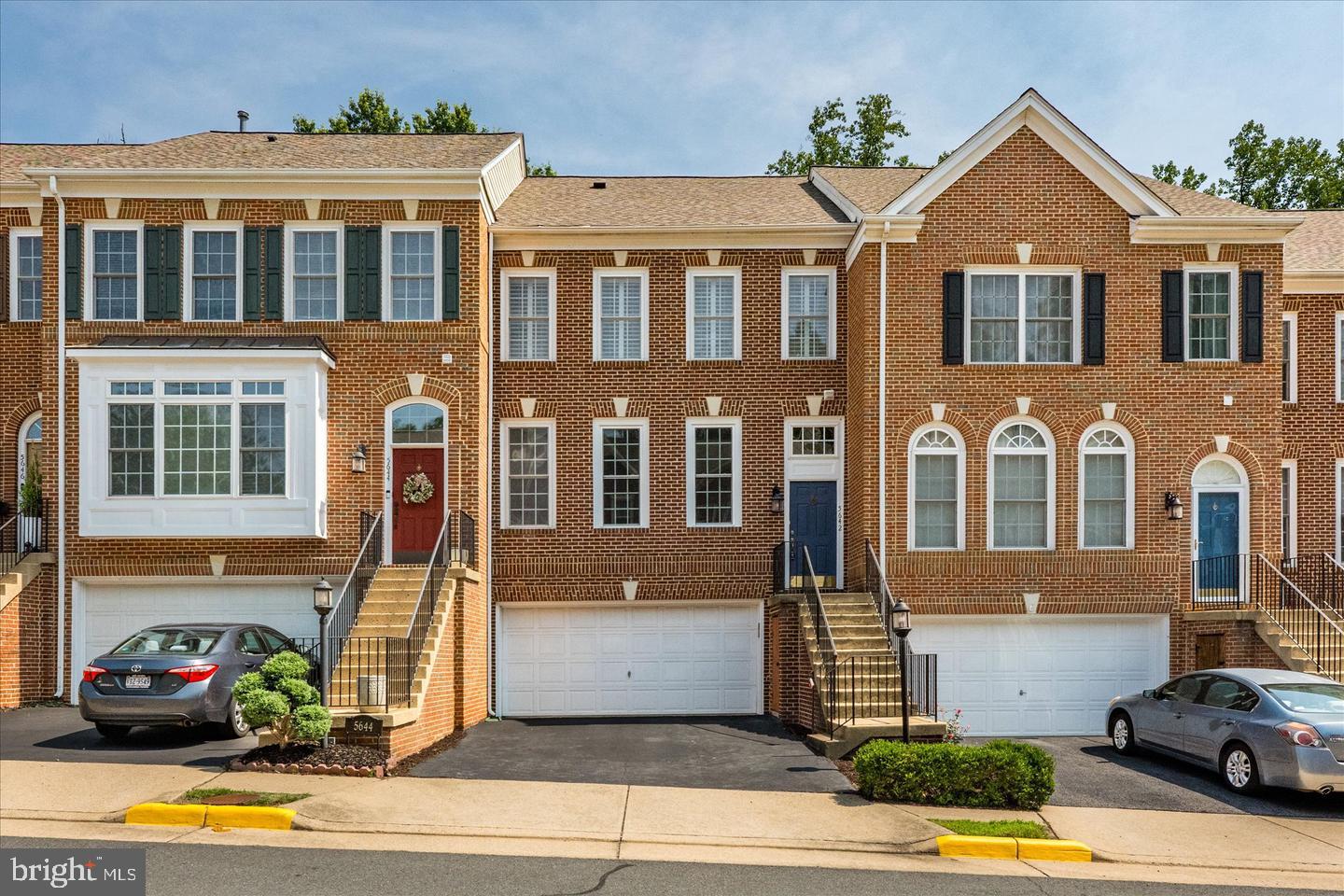 5642 GOVERNORS POND CIR Property Photo 1
