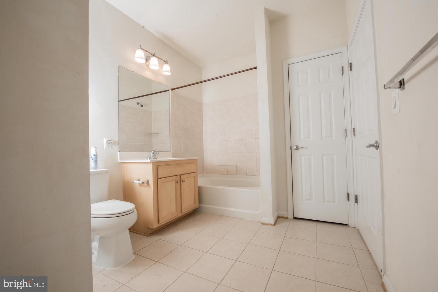 3820 Lightfoot St #115 Property Photo 12