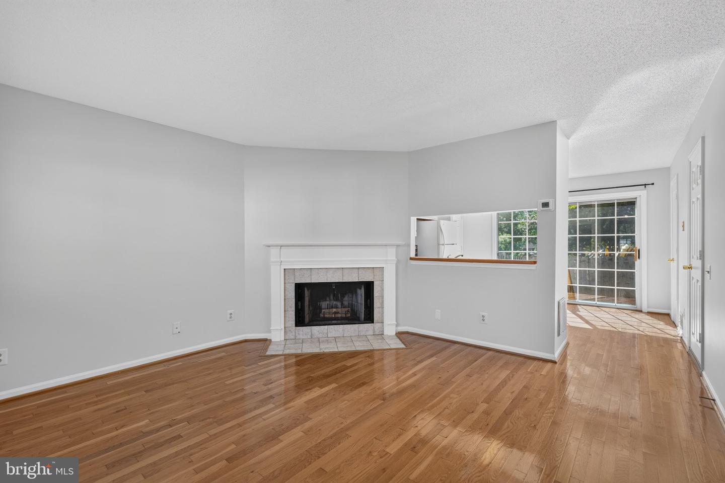 6619 High Valley Ln Property Photo 2
