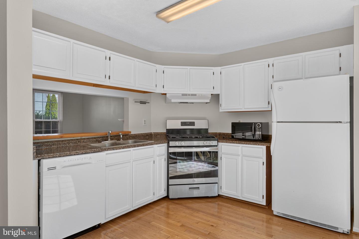 6619 High Valley Ln Property Photo 7